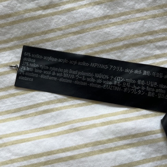 Zara Sweater - Small - Picture 7 of 7